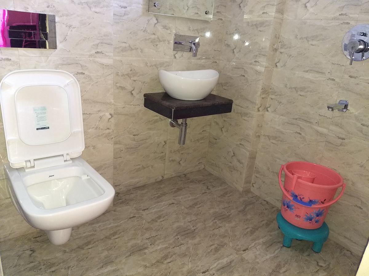 Hotel Reyansh Tanakpur Экстерьер фото