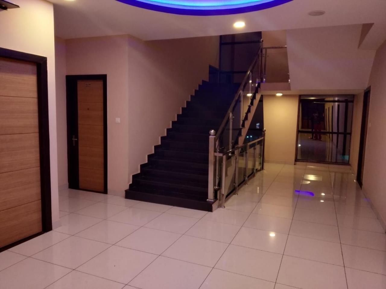 Hotel Reyansh Tanakpur Экстерьер фото