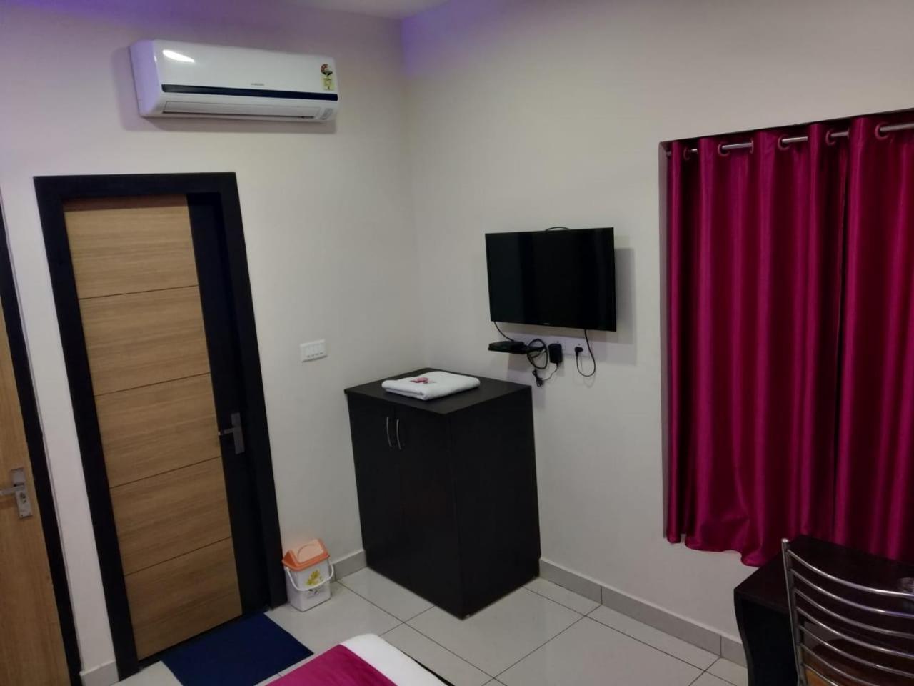 Hotel Reyansh Tanakpur Экстерьер фото