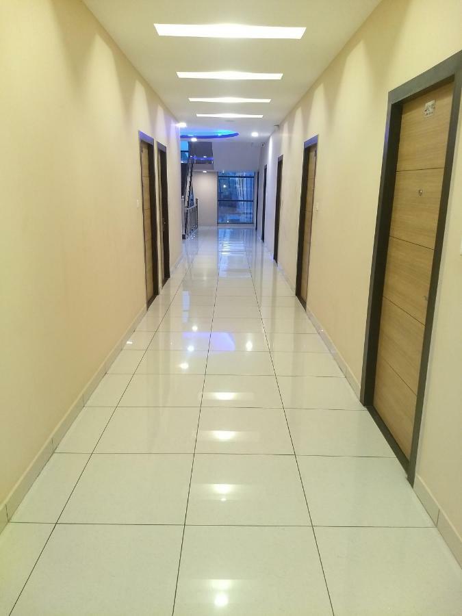 Hotel Reyansh Tanakpur Экстерьер фото