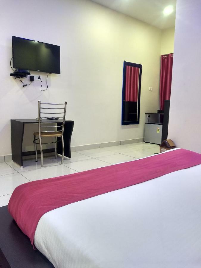 Hotel Reyansh Tanakpur Экстерьер фото