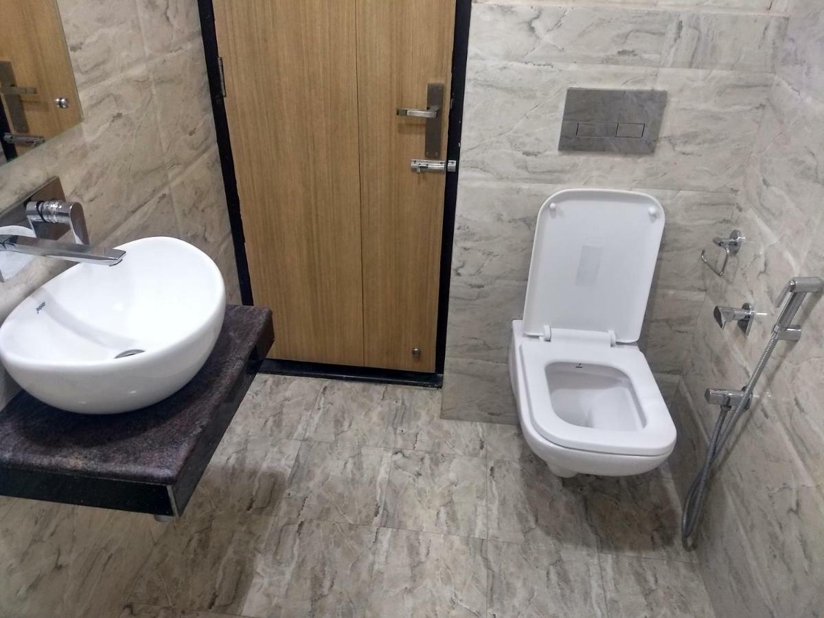 Hotel Reyansh Tanakpur Экстерьер фото