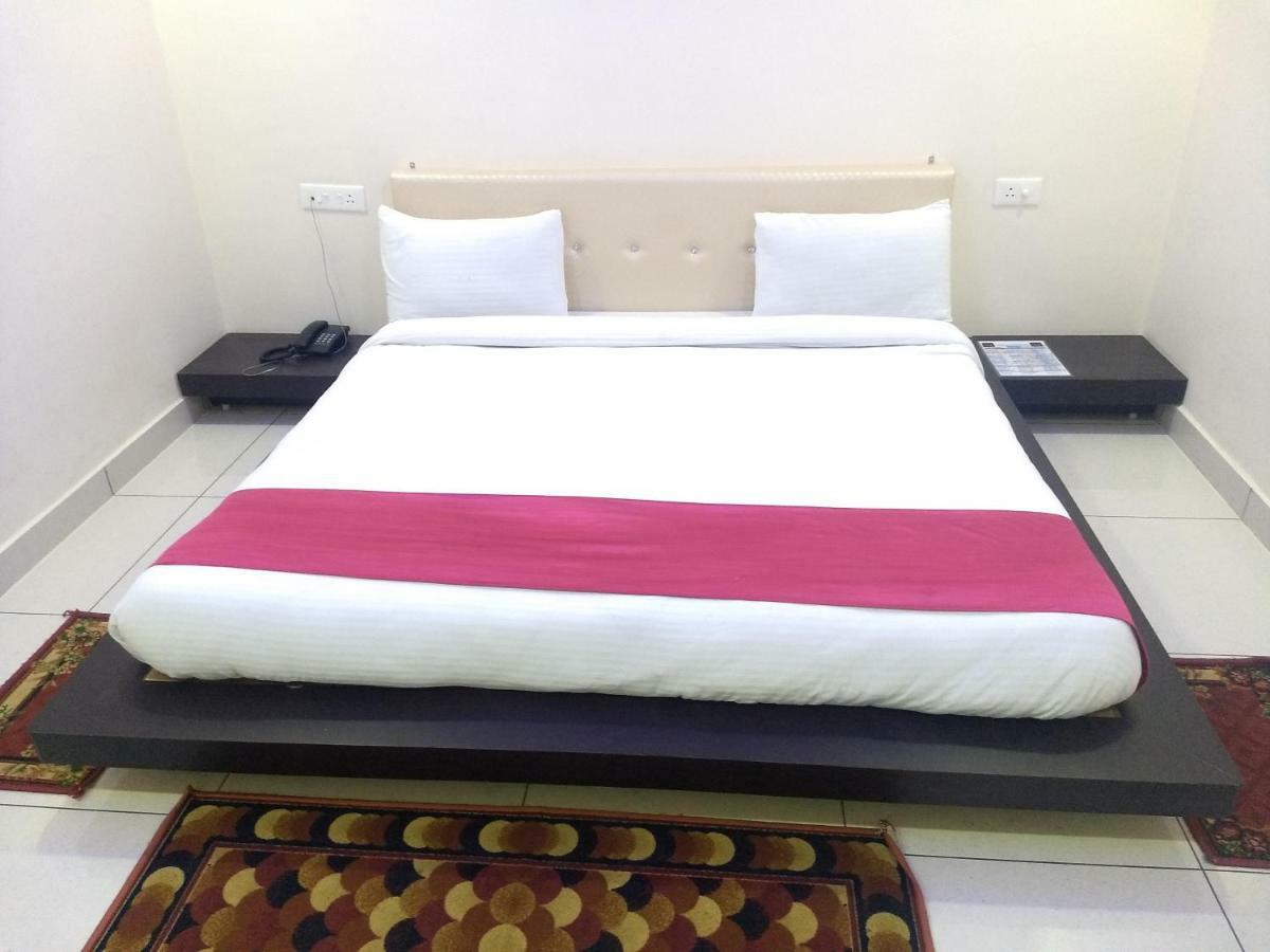 Hotel Reyansh Tanakpur Экстерьер фото